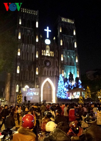 Christmas celebrated nationwide - ảnh 2